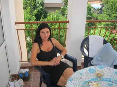 Incontro segreto a Tirano: donna cerca esperienza sensuale